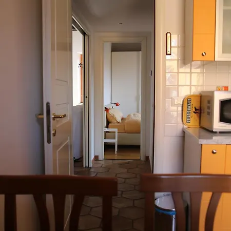 Apartment Casa Del Drago In Trastevere Rome